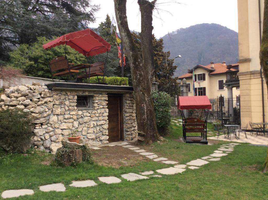 Hotel La Torre Castiglione dʼIntelvi Buitenkant foto